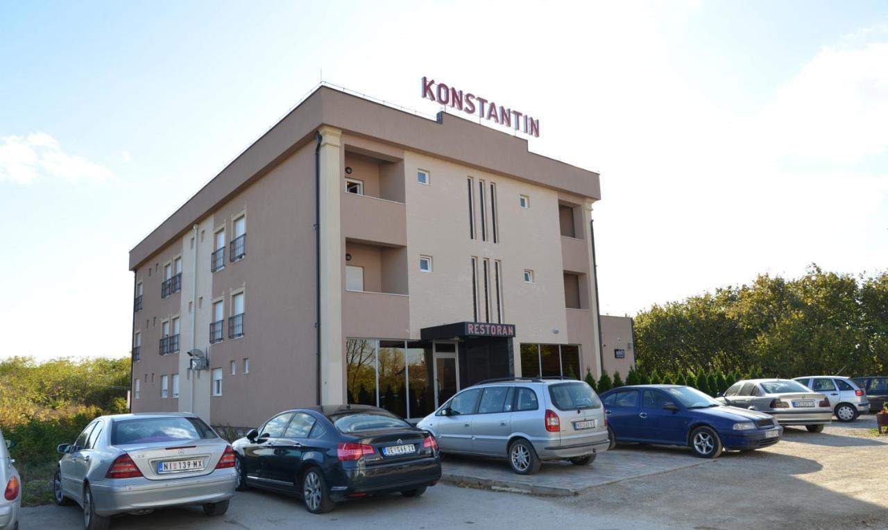 Laplje Selo Hotel Konstantin מראה חיצוני תמונה