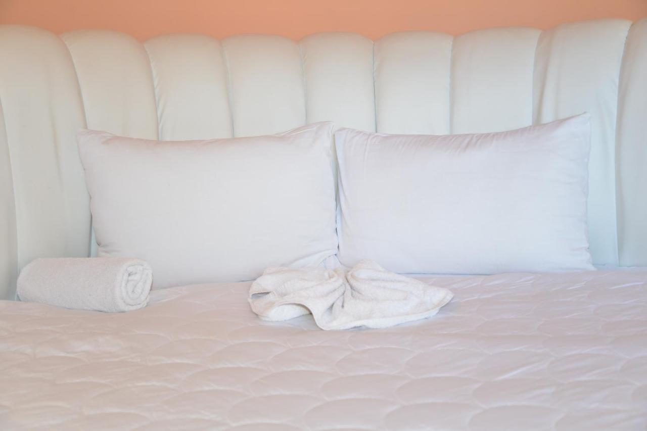 Laplje Selo Hotel Konstantin מראה חיצוני תמונה